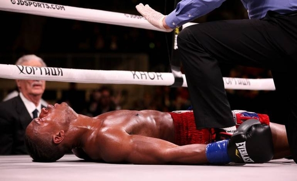 HOY / La sombra de la muerte vuelve a posarse sobre el boxeo