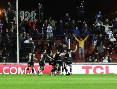 Estigarribia y Colón, eliminados de la Copa Argentina - Fútbol - ABC Color