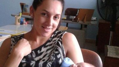 Mario Abdo firma indulto para la teniente Quintero