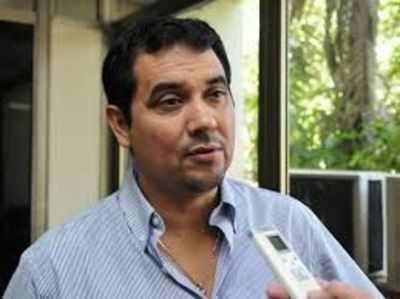 Bancada oficialista suma votos para remover a Bogado