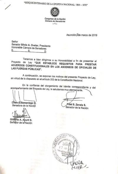 Colador contra policías y militares bandidos