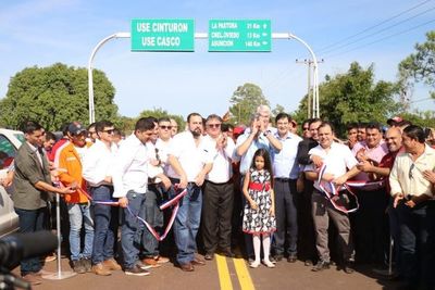 Luego de 3 gobiernos se inaugura tramo La Patoral en Cnel Oviedo