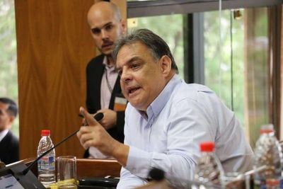 Nicolás Maduro no es un dictador afirma Senador
