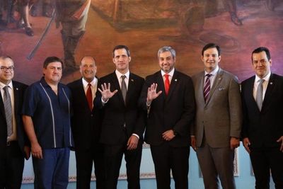 Mario Abdo confirma su respaldo Juan Guaido instando la solidaridad de los demócratas