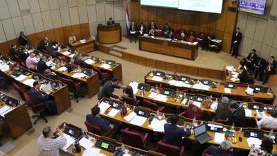 Senado aprueba ampliación presupuestaria para la UNA y Clínicas - ADN Paraguayo