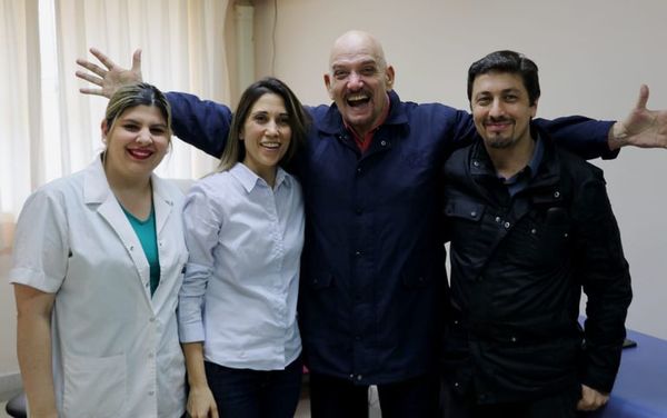 Devuelven audición al dramaturgo Agustín Núñez - Gente - ABC Color