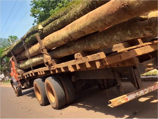 Incautan rollos de dudosa procedencia en San Juan Nepomuceno
