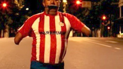Paraguayo en un video de Calamaro