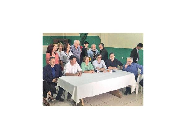 Opositores anuncian alianza para elecciones municipales