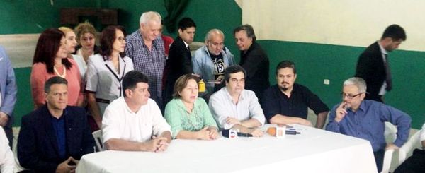 PLRA apuesta a  Cortés en Asunción y  FG por Querey - Política - ABC Color