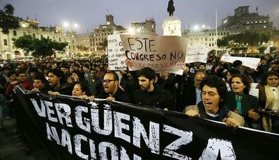 Perú: La Corte decidirá si acepta cierre del Congreso