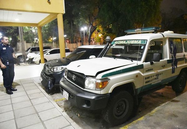 Chofer de ambulancia que mató a una mujer declarará esta mañana - Nacionales - ABC Color