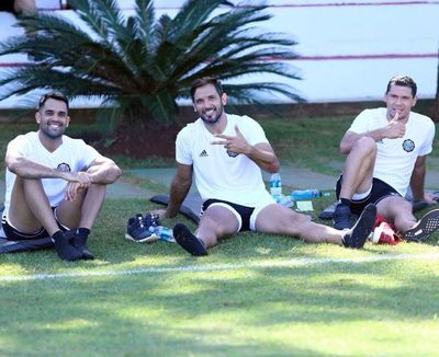 Roque no entrenó por precaución - Fútbol - ABC Color