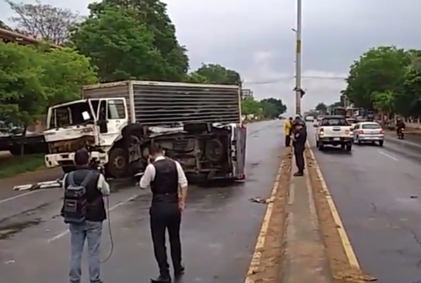 Accidente involucra a chofer alcoholizado del IPS