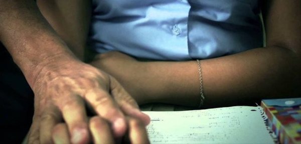 Alumna de la UNA denunció a su profesor por acosos sexual | Noticias Paraguay