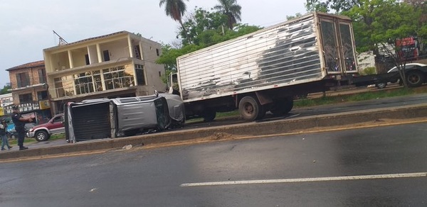 Chófer de IPS provocó grave accidente y dio positivo a alcotest