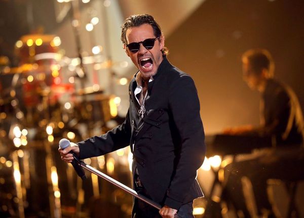 Marc Anthony rinde tributo a José José en los Latin American Music Awards - Música - ABC Color