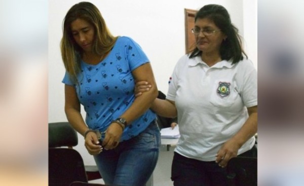Mujer sentenciada a 5 años y 8 meses de cárcel por tenencia de drogas