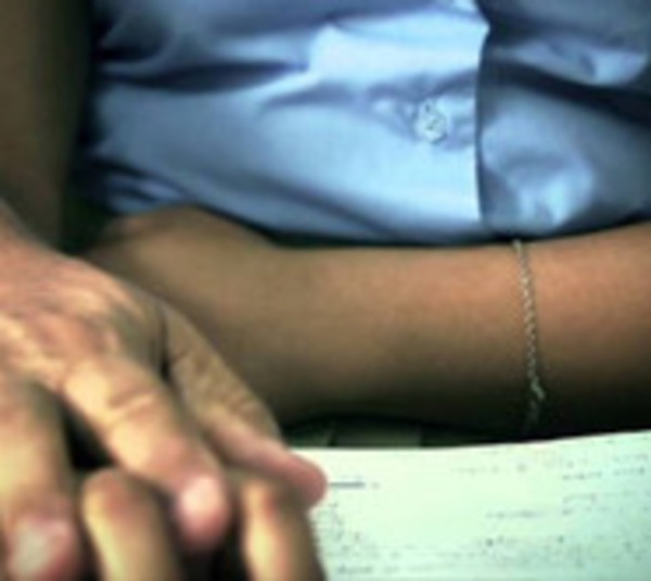 Alumna de la UNA denunció a su profesor por acoso sexual - Paraguay.com