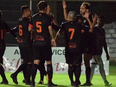 ¿General Díaz no jugará? - Fútbol - ABC Color