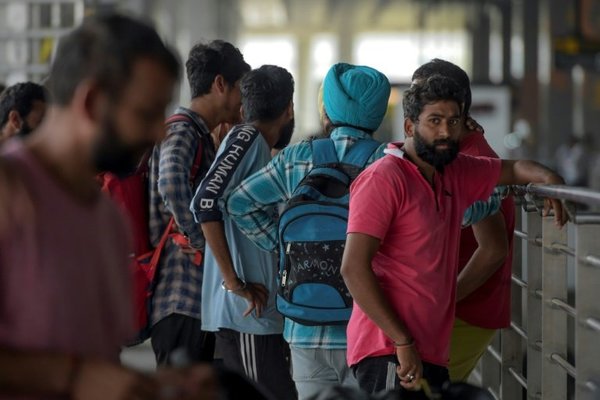 México deporta a más de 300 ciudadanos indios en medida “sin precedentes” » Ñanduti