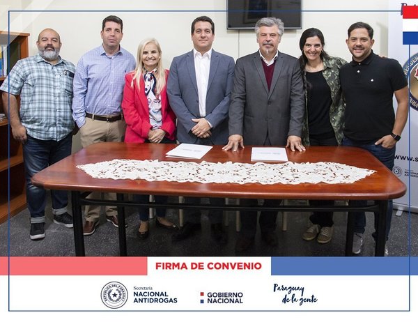 SENAD firma convenio con productora HEi Films - ADN Paraguayo