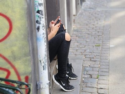 Acusan a un hombre por abuso sexual y pornografía infantil