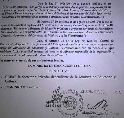Educación se derrumba, pero ministra Lafuente crea dependencia para más puestos laborales