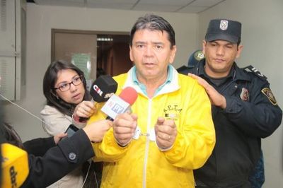 Jueces decretan prisión domiciliaria para Arístides Morales y otros taxistas