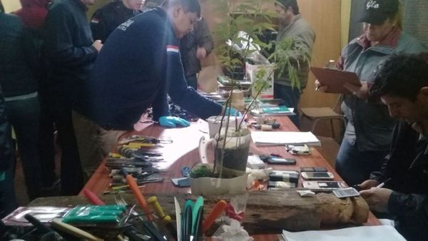 Más de 100 armas y celulares fueron incautados en Penitenciaria de San Pedro