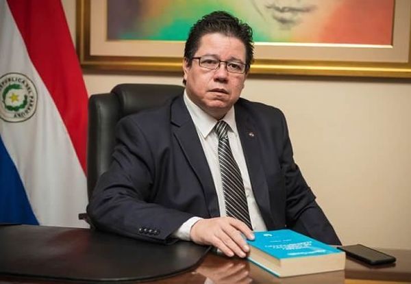 Justicia fija audiencia preliminar para ex contralor Enrique García