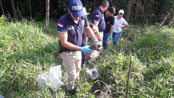 Encuentran restos carbonizados