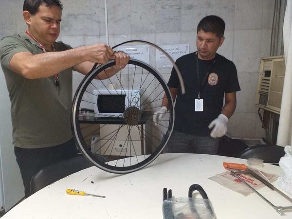 Incautan cocaína en ruedas de bicicletas