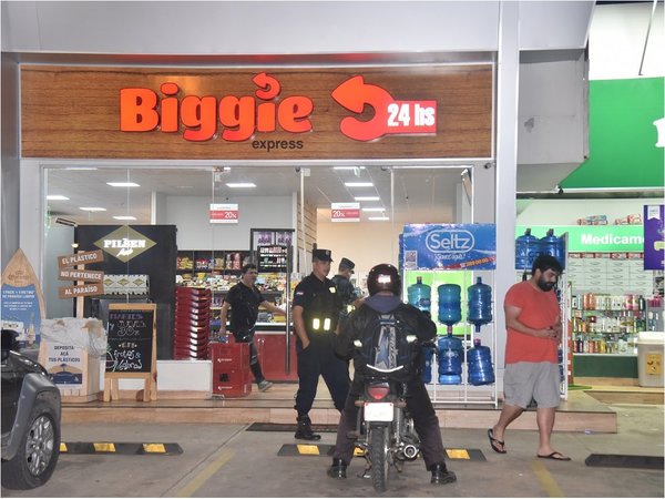 Roban por segunda vez en este mes un minimercado en Asunción