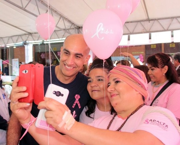 Octubre Rosa: 19 de octubre - Día Mundial de Lucha contra el cáncer de mama