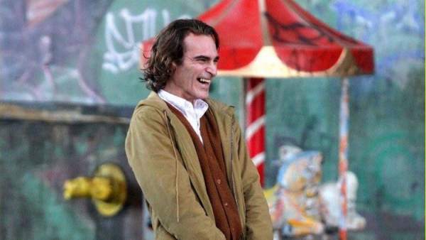 Risas sin freno: ¿Existe la enfermedad que padece el Joker?