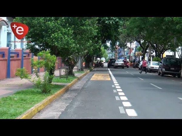 Advierten multas a quienes estacionan frente a instituciones educativas