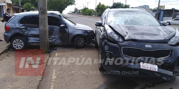 VIOLENTA COLISIÓN DE VEHÍCULOS A LA ALTURA DEL KM 4 DE LA RUTA 1