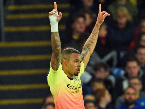 El City traspasa la presión al Liverpool