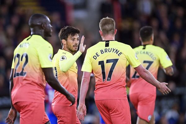 Gabriel Jesús y Silva traspasan la presión al Liverpool - Fútbol - ABC Color