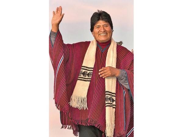 Bolivia vota para decidir si da a Evo Morales otro periodo presidencial