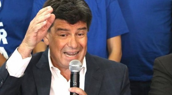 Efraín Alegre sostiene que la ciudadanía está harta de Mario Abdo Benítez - ADN Paraguayo