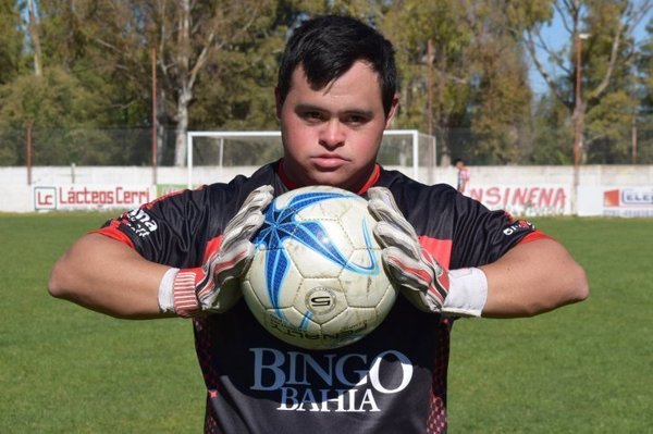 Giuliano Pambianco hace historia en el fútbol argentino - Digital Misiones