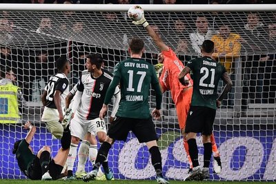 Buffon le dijo 'no' a la extraordinaria chilena de Santander