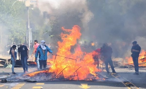Chile: Disturbios generan tres muertos y toque de queda | Noticias Paraguay