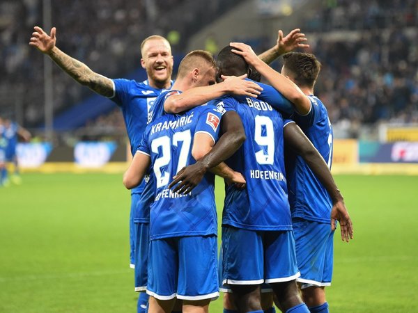 El Hoffenheim deja al Schalke sin liderato
