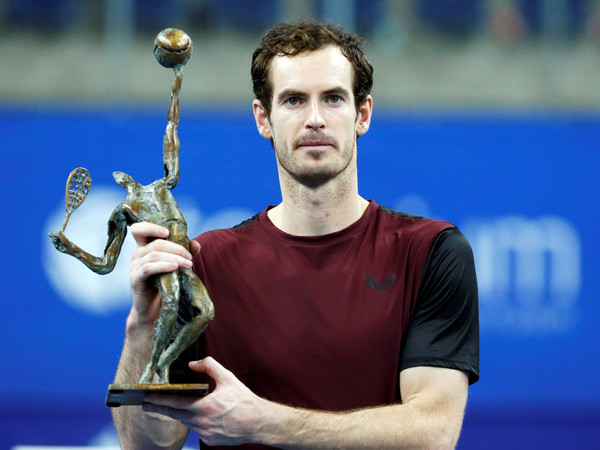 Andy Murray llora tras ganar el torneo de Amberes