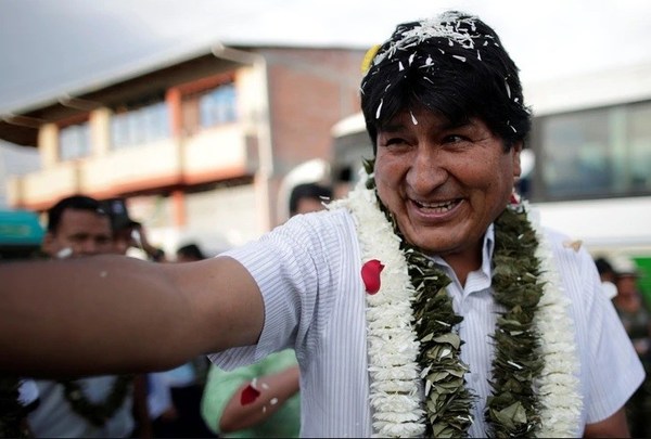 Bolivia: Morales obtiene el 45,28% de los votos y Mesa 38,16%. Habrá segunda vuelta - ADN Paraguayo