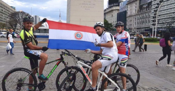 Una pedaleada por la fe:  Desde ashá hasta Caacupé