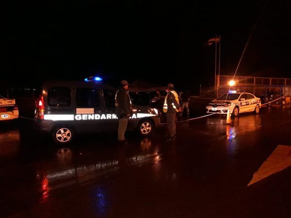 Detienen a paraguayo por homicidio en la costanera de Posadas - Nacionales - ABC Color